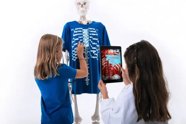 Curiscope Virtuali-Tee T-Shirt – Ansicht 8